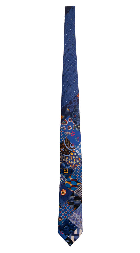 Cravatta Mosaico Patchwork Stampa di Seta Bluette Fantasia Multicolor Made in Italy Graffeo Intera