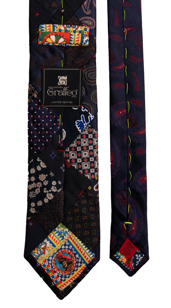 Cravatta Mosaico Patchwork di Seta Blu Fantasia Multicolor PM793 Cravatte Made in Italy Pala