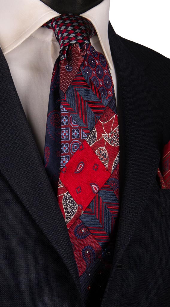 Cravatta Mosaico Patchwork di Seta Jaspè Rossa Blu Fantasia PM778 Graffeo Cravatte Made in Italy