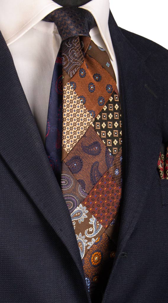 Cravatta Mosaico Patchwork di Seta Marrone Fantasia Multicolor Made in Italy Graffeo Cravatte
