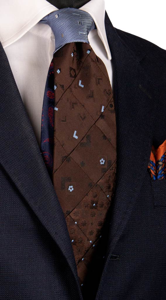 Cravatta Mosaico Patchwork di Seta Marrone Fantasia Celeste Made in Italy Graffeo Cravatte