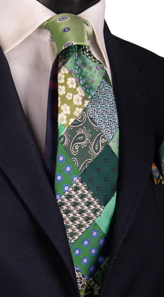 Cravatta Mosaico Patchwork di Seta Verde Fantasia Multicolor PM761 Graffeo Cravatte Made in Italy