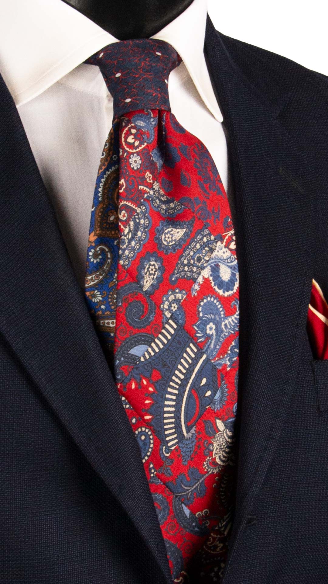 Cravatta Mosaico Vintage Patchwork Stampa di Seta Rossa Paisley Blu Avio Bianco PM1172 Graffeo Cravatte Made in Italy