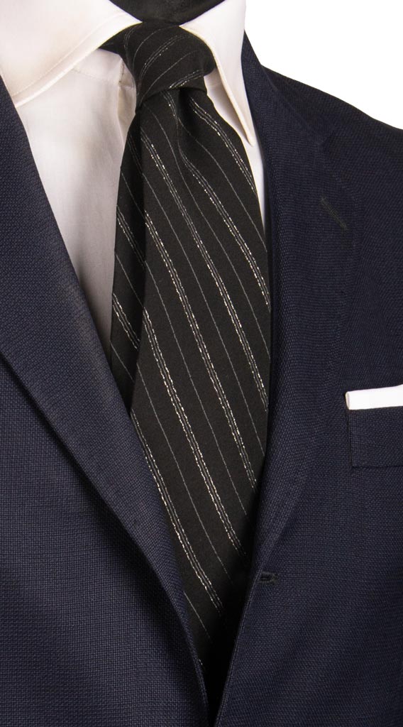Cravatta Regimental da Cerimonia di Seta Nera con Righe Grigie Lurex CY6908 Made in Italy Graffeo Cravatte