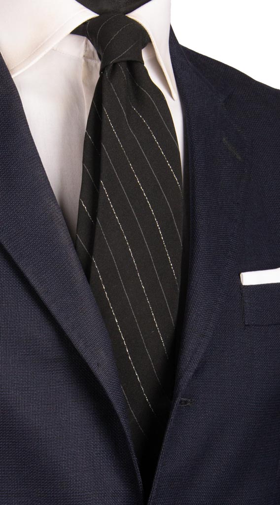 Cravatta Regimental da Cerimonia di Seta Nera con Righe Grigie Lurex CY6909 Made in Italy Graffeo Cravatte