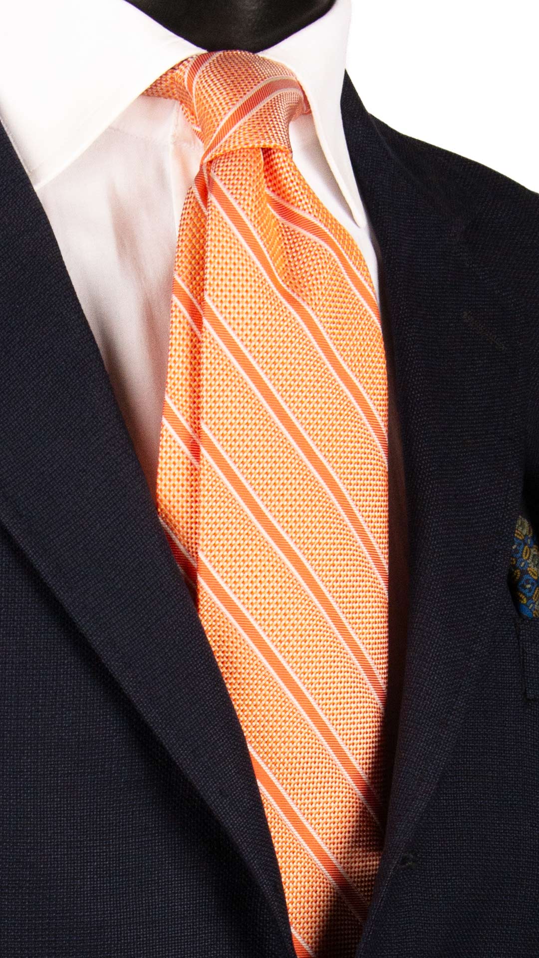Cravatta Regimental di Seta Arancione con Righe Tono su Tono Bianche 7144 Graffeo Cravatte Made in Italy