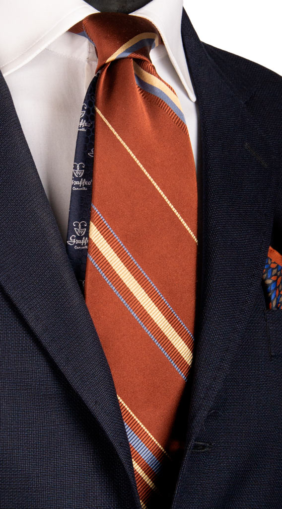 Cravatta Regimental di Seta Marrone Chiaro con Righe Blu Avio Beige Made in Italy Graffeo Cravatte
