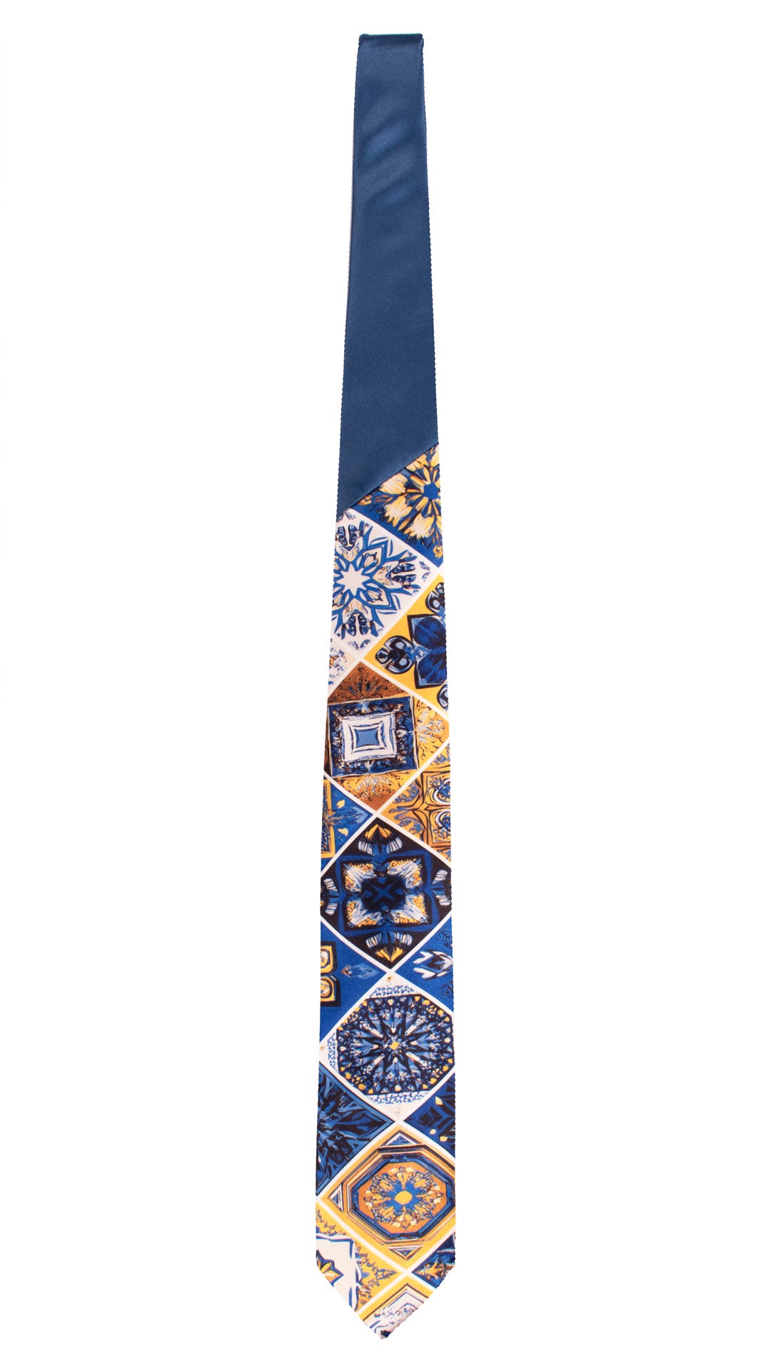 Cravatta Siciliana Stampa di Raso con Maioliche Multicolor Nodo in Contrasto Blu N3260 Made in Italy Graffeo Cravatte Intera