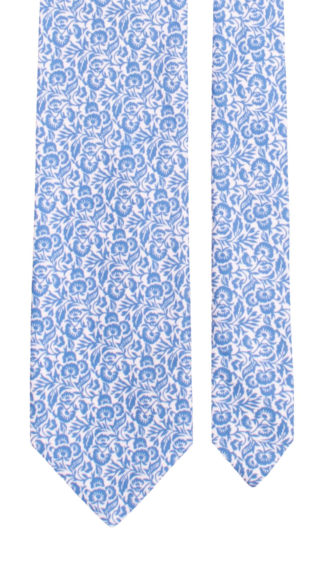 Cravatta Stampa di Cotone Bianca a Fiori Azzurri 7599 Made in Italy Graffeo Cravatte Pala