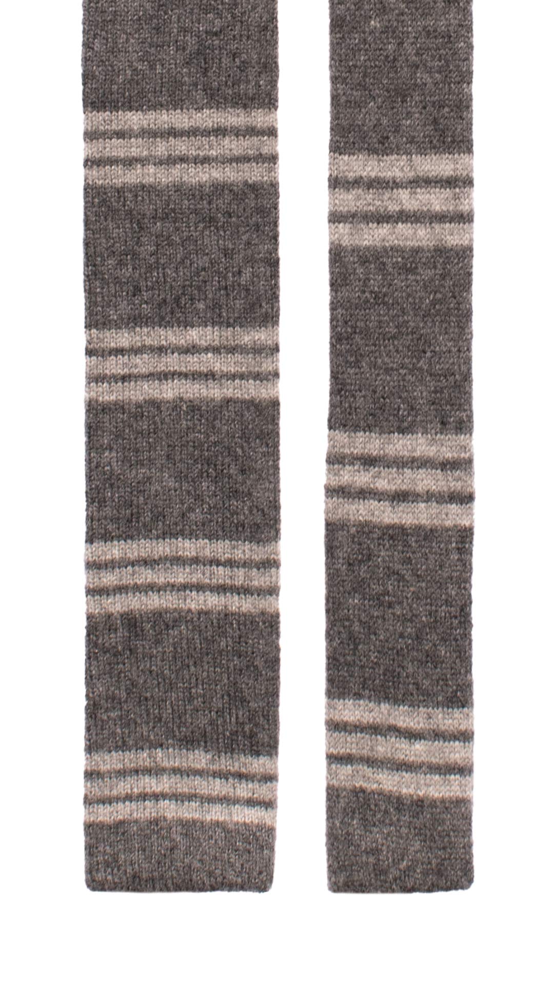 Cravatta Tricot in Maglia di Cashmere Grigia con Righe Grigie Chiare TRI561 Made in Italy Graffeo Cravatte Pala