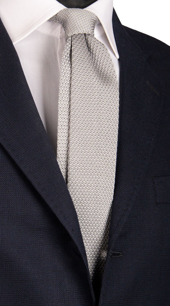 Cravatta Tricot in Maglia di Seta Grigio Argento Made in Italy Graffeo Cravatte