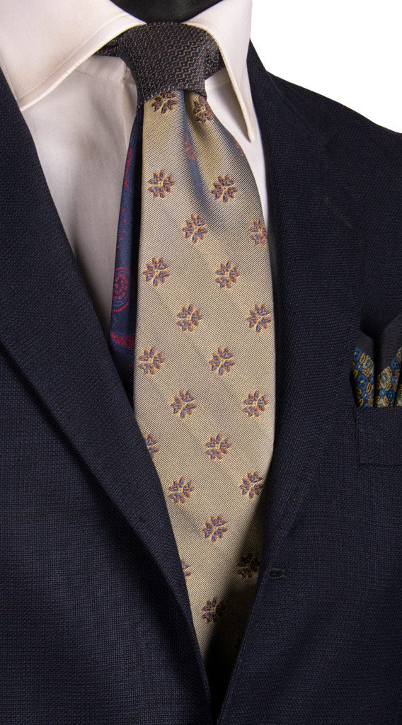 Cravatta Verde Oliva Fantasia Blu Marrone Nodo in Contrasto Blu Marrone N3199 Made in Italy Graffeo Cravatte