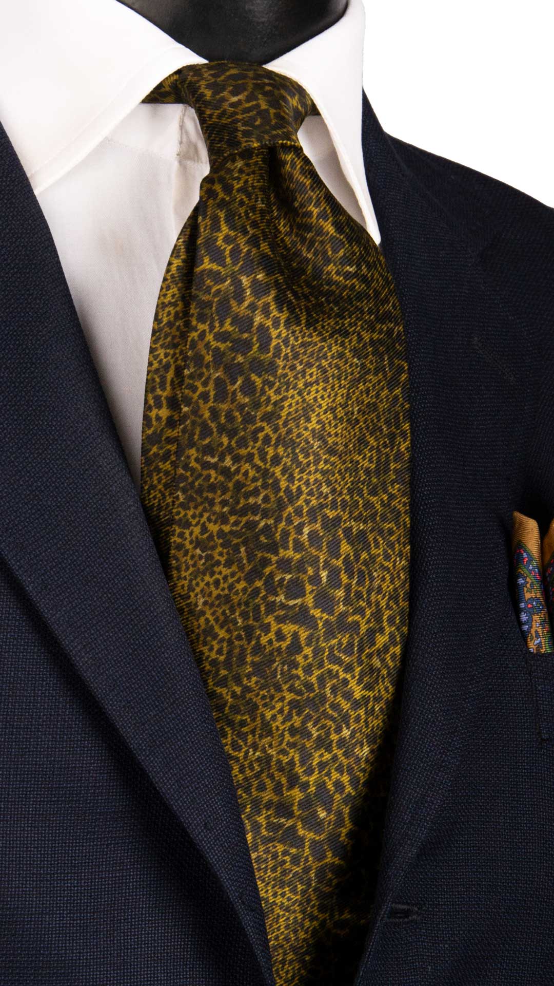 Cravatta Vintage di Seta Jacquard Fantasia Maculata Nero Verde Oliva CV853 Graffeo Cravatte Made in Italy