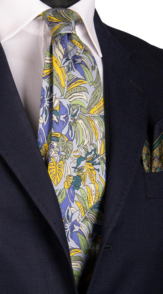 Cravatta Vintage in Twill di Seta Azzurro a Fiori Multicolor Made in Italy Graffeo Cravatte