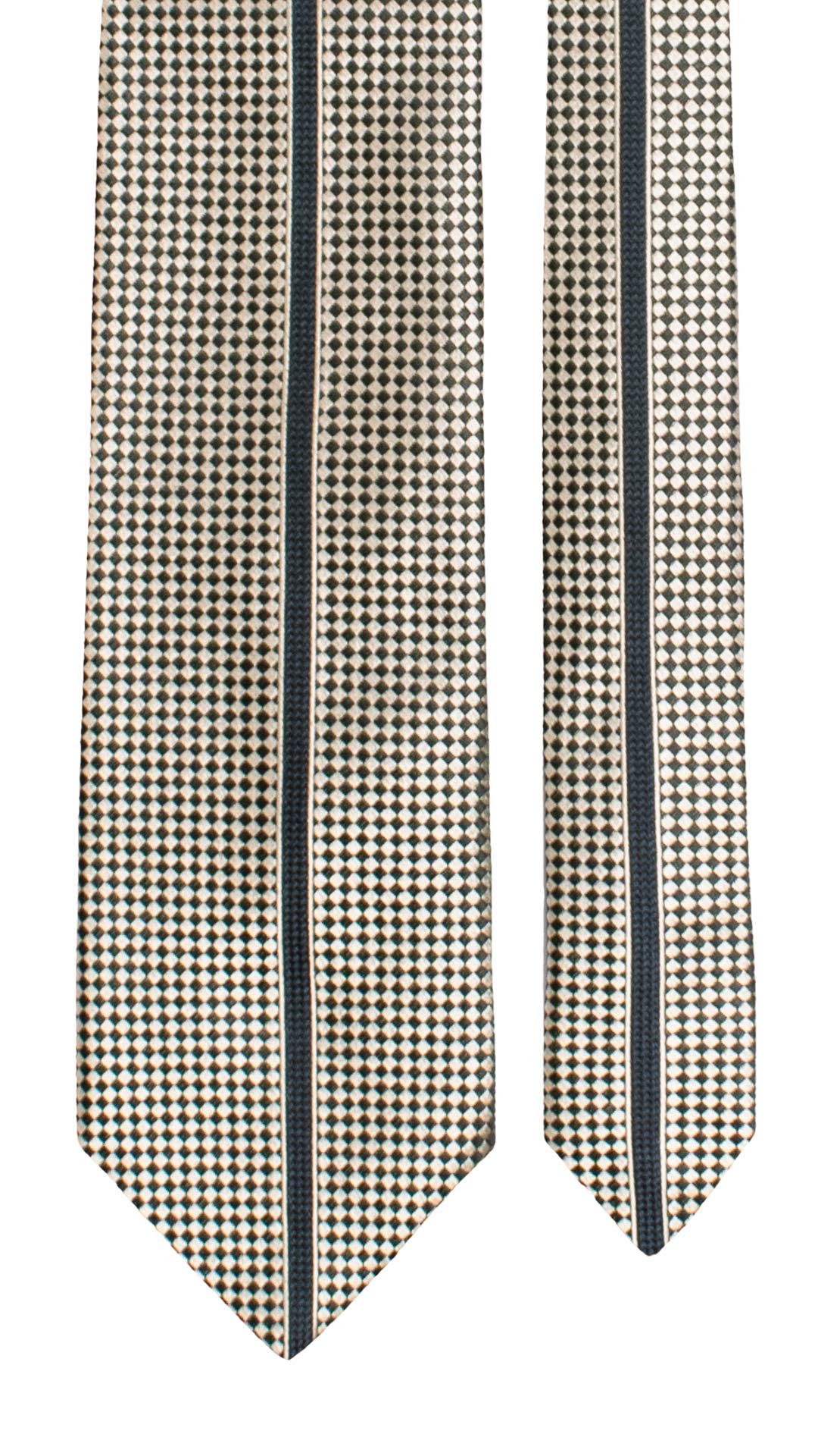Cravatta di Seta Beige Blu Notte con Riga Verticale Blu 7768 Made in Italy Graffeo Cravatte Pala