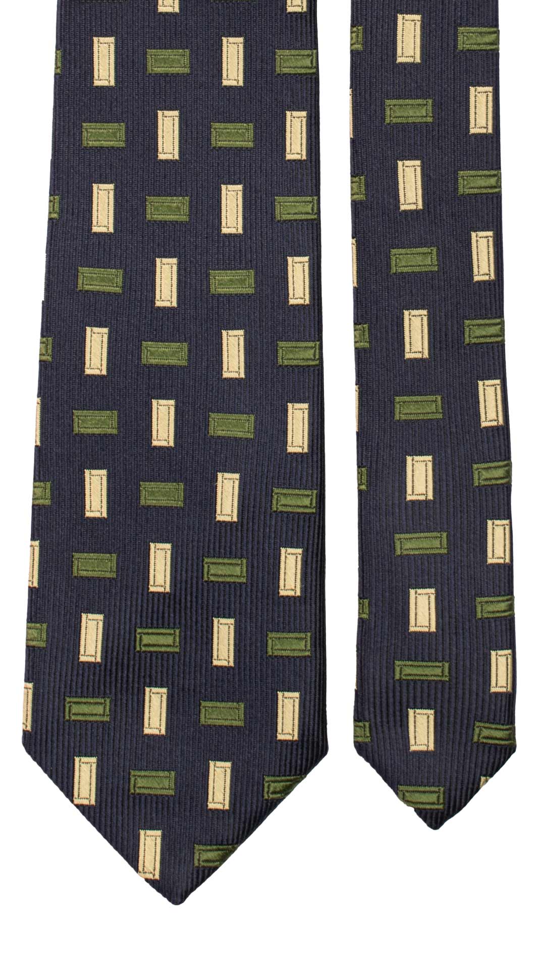 Cravatta-di-Seta-Blu-Fantasia-Verde-AN7072
Pala