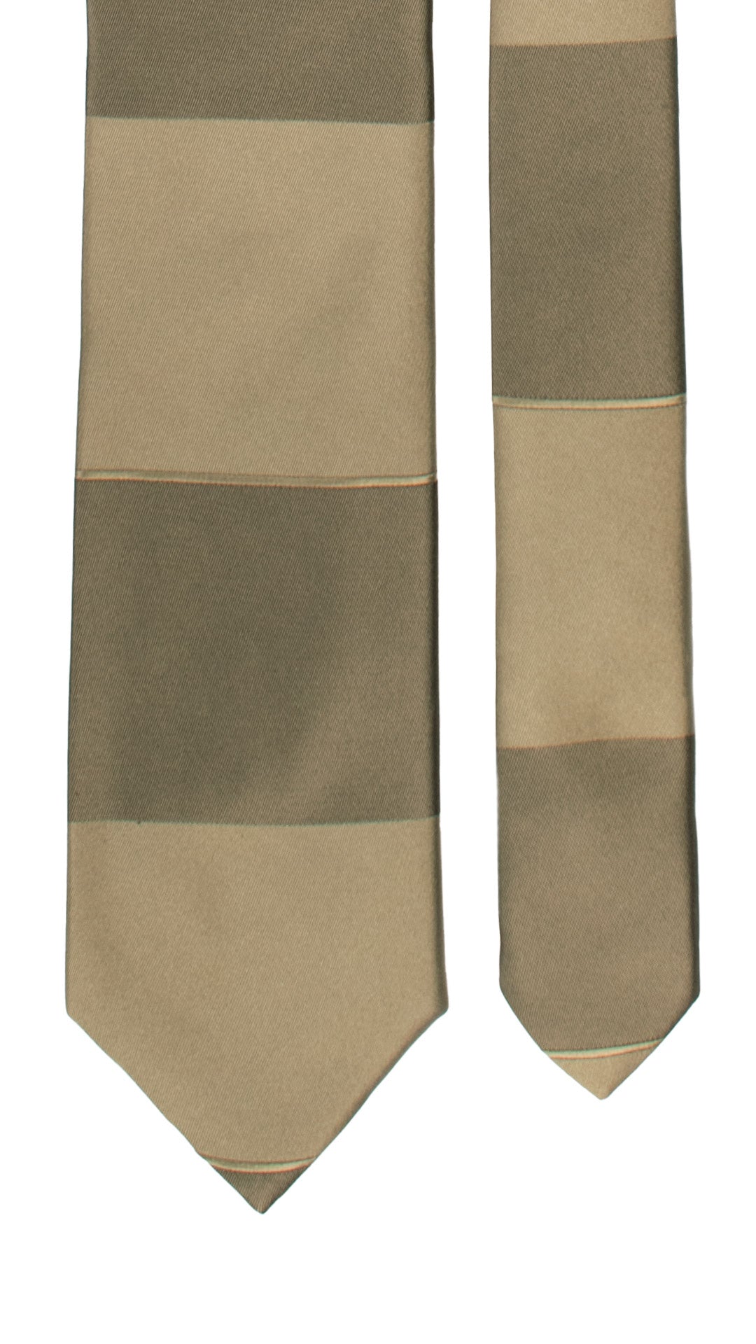 Cravatta di Seta Verde Militare con Righe Orizzontali Tono su Tono 7290 Graffeo Cravatte Made in Italy Pala