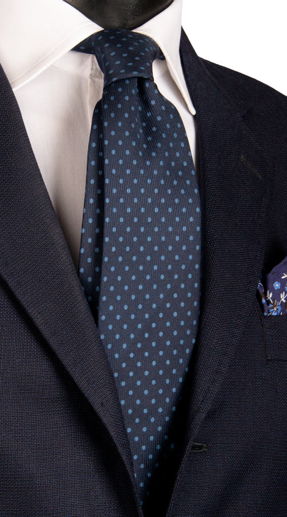 Cravatta in Saia di Seta Blu a Pois Celesti Made in Italy Graffeo Cravatte