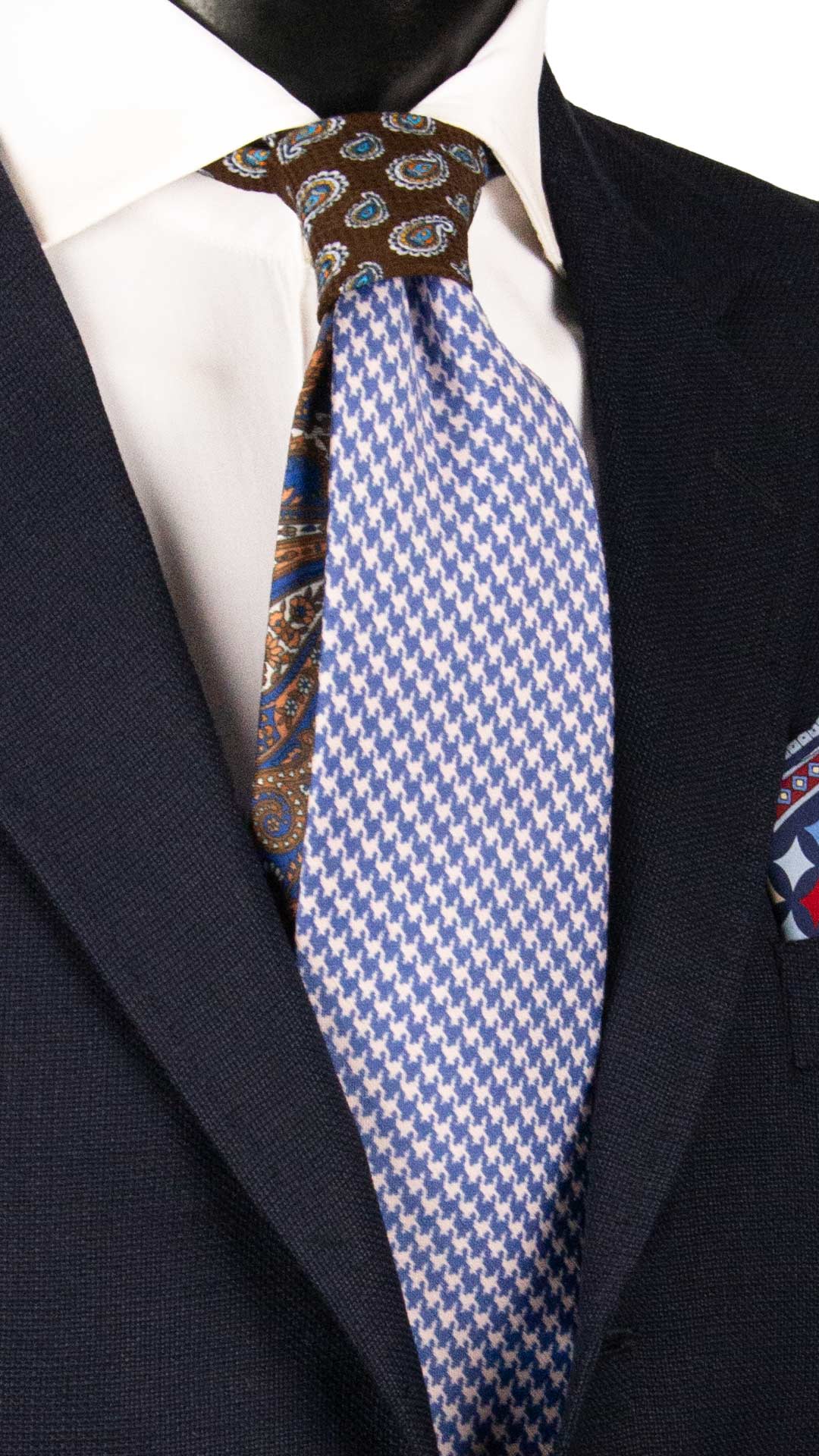 Cravatta in Saia di Seta Pied de Poule Bianco Azzurro Nodo in Contrasto Marrone Paisley Multicolor N3251 Made in Italy Graffeo Cravatte