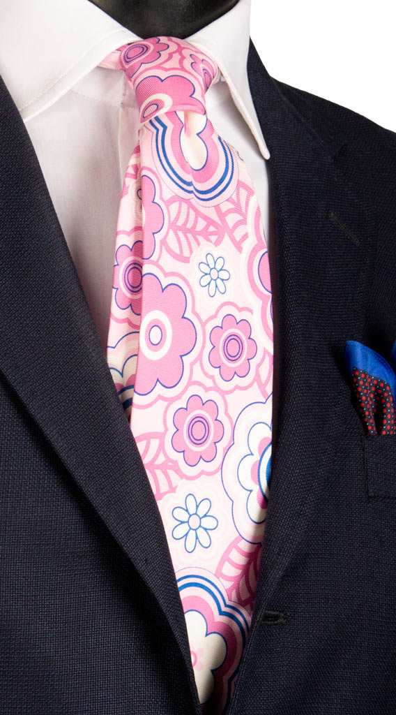 Cravatta in Twill di Seta Rosa a Fiori Bianchi Bluette Made in Italy Graffeo Cravatte