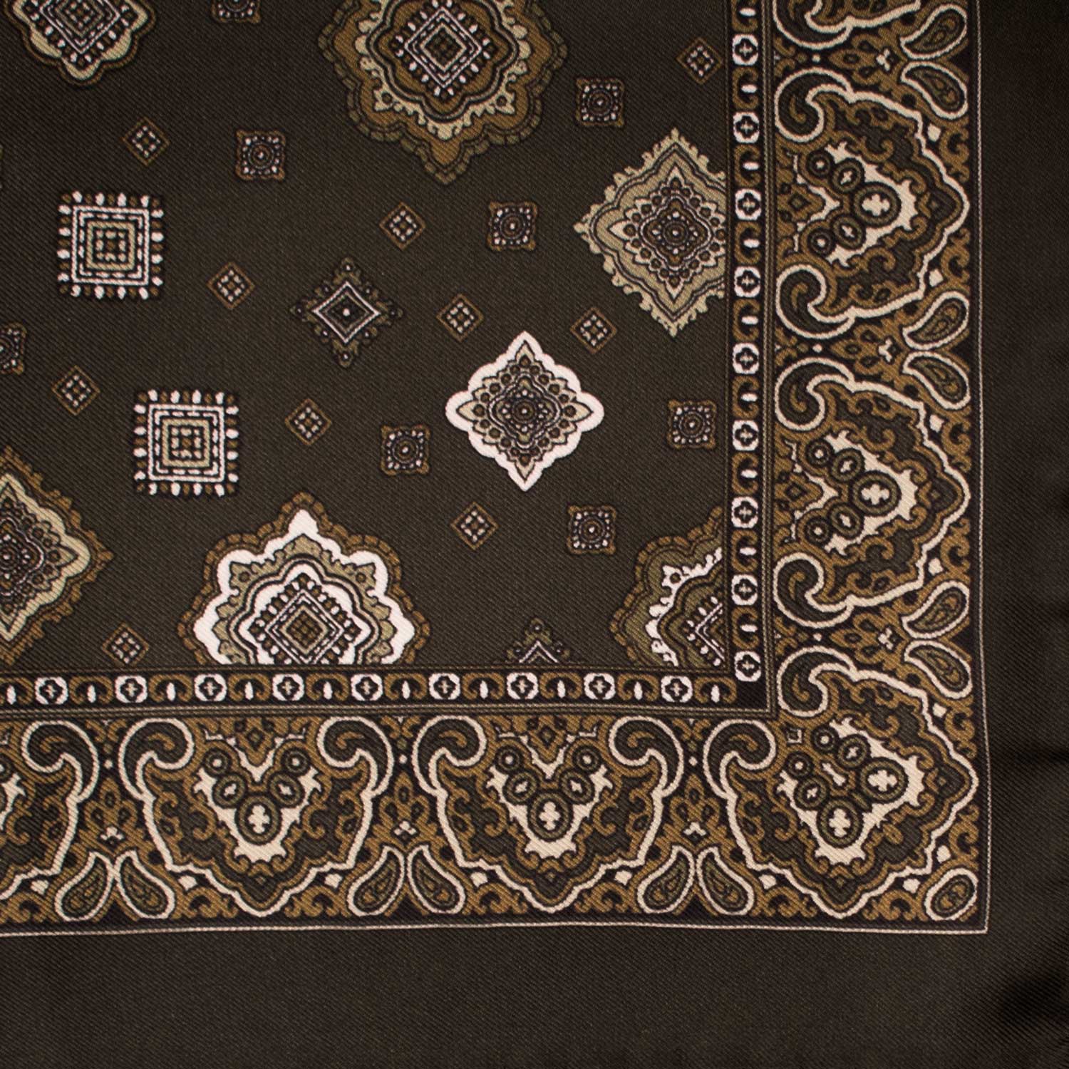 Fazzoletto da Taschino Vintage di Seta Verde a Medaglioni Tono su Tono Bianchi POCV646 Dettaglio