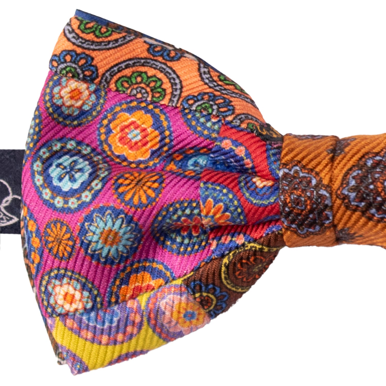 Papillon Annodato Vintage Patchwork Stampa di Seta Fantasia Multicolor PATCH1117 Made in Italy Graffeo Cravatte Dettaglio