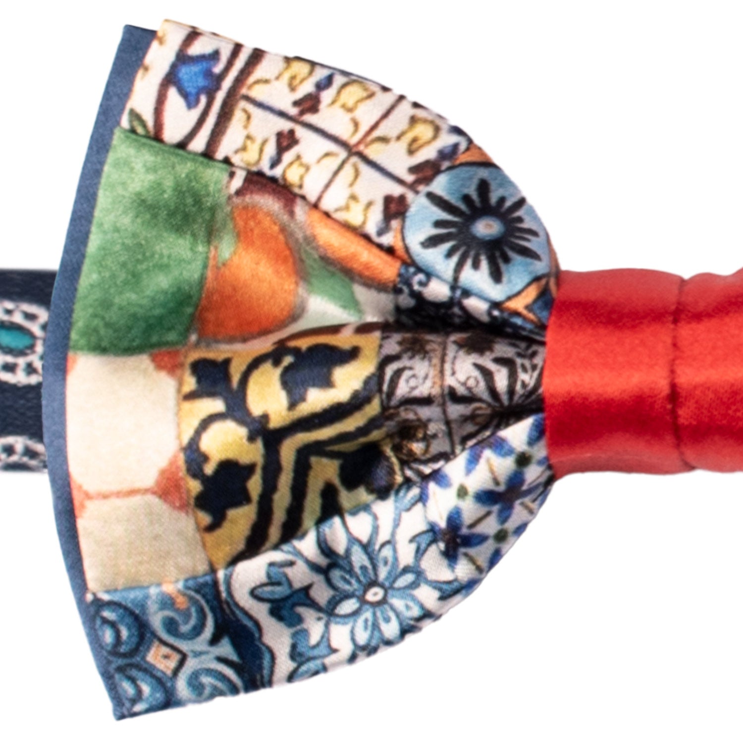 Papillon Siciliano Annodato Vintage Patchwork di Raso con Maioliche Multicolor PATCH1196 Made in Italy Graffeo Cravatte Dettaglio