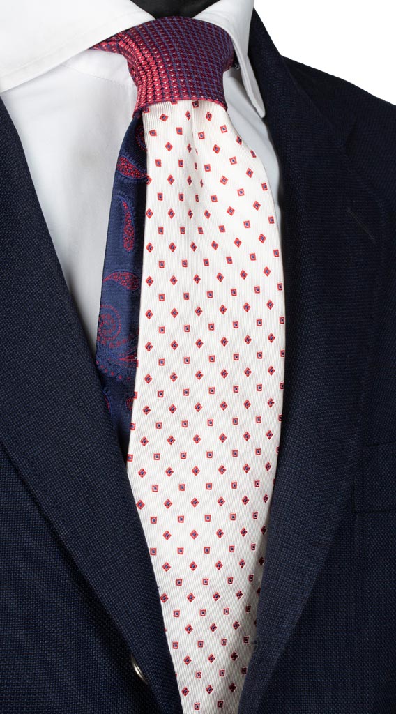 Cravatta Bianca Rossa Blu Nodo in Contrasto Rosso Blu Bianco Made in Italy graffeo Cravatte