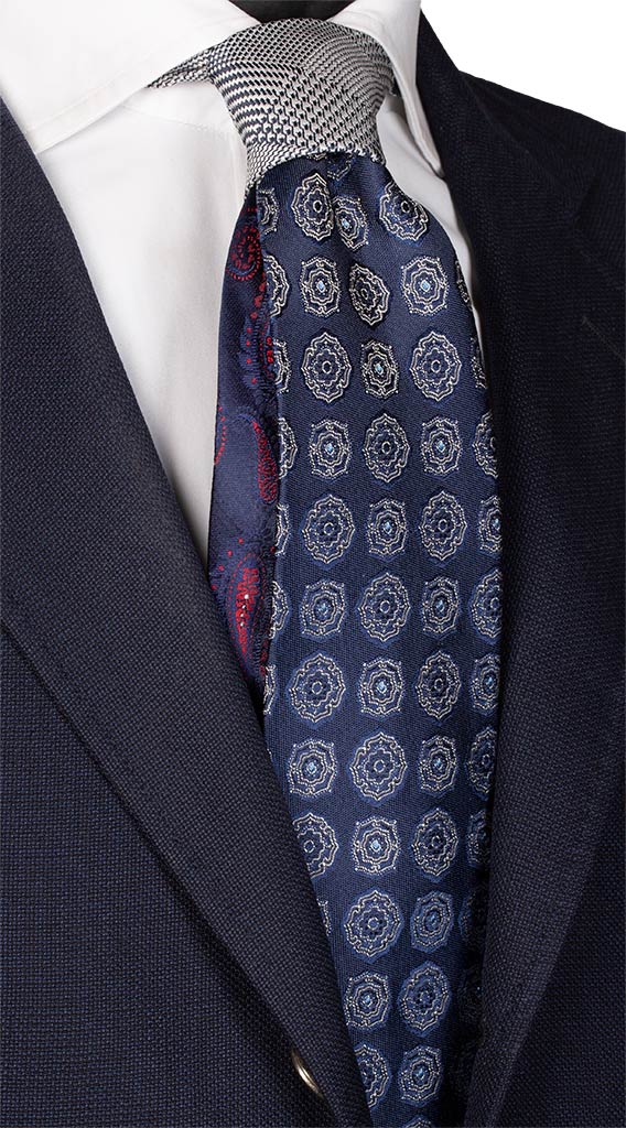Cravatta Blu Fantasia Grigia Nodo in Contrasto Principe di Galles Bianco Blu Made in Italy graffeo Cravatte