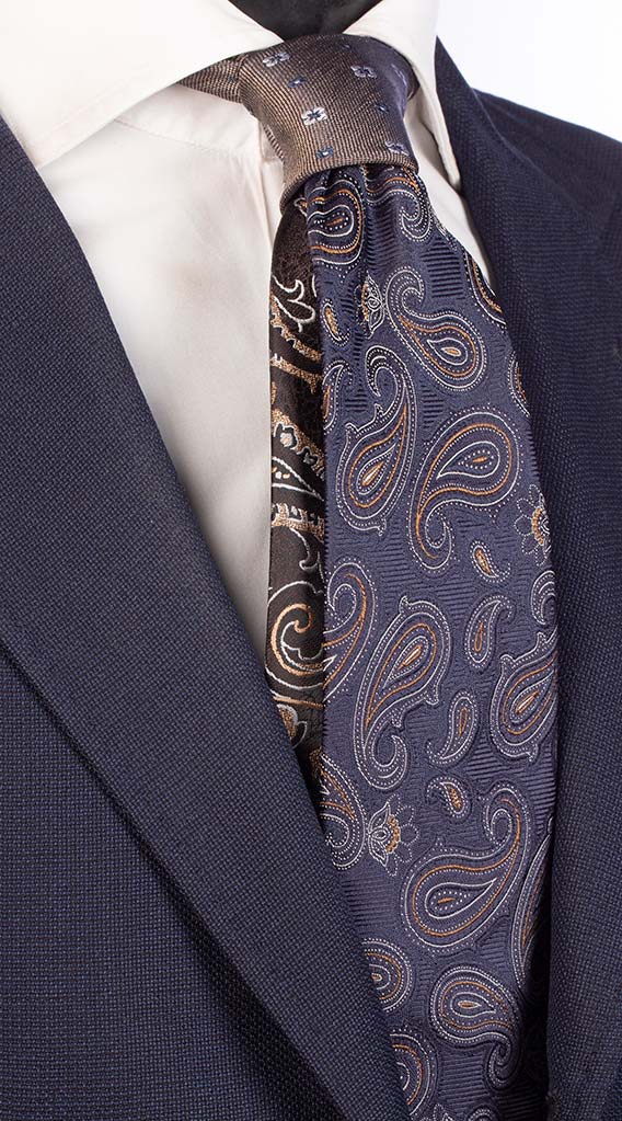 Cravatta Blu Paisley Bianco Marrone Nodo in Contrasto Tortora Made in Italy Graffeo Cravatte