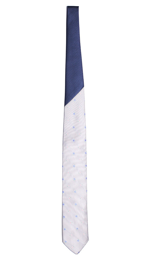 Cravatta Grigio Chiaro a Fiori Celesti Bianchi Rossi Verdi Nodo Contrasto Blu Made in italy Graffeo Cravatte Intera