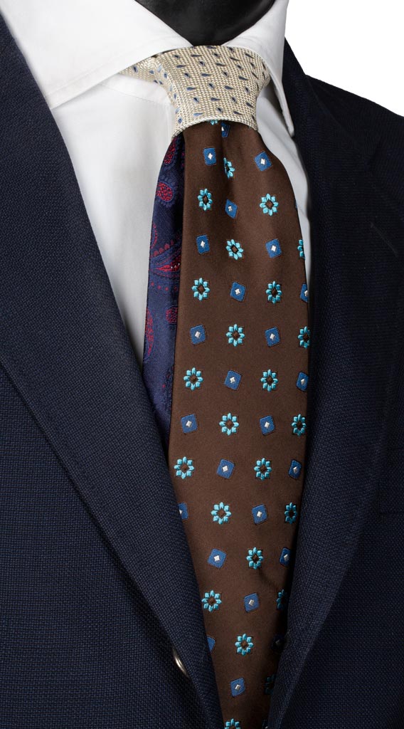 Cravatta Marrone Fantasia Bluette Turchese Nodo in Contrasto Avorio Made in Italy Graffeo Cravatte