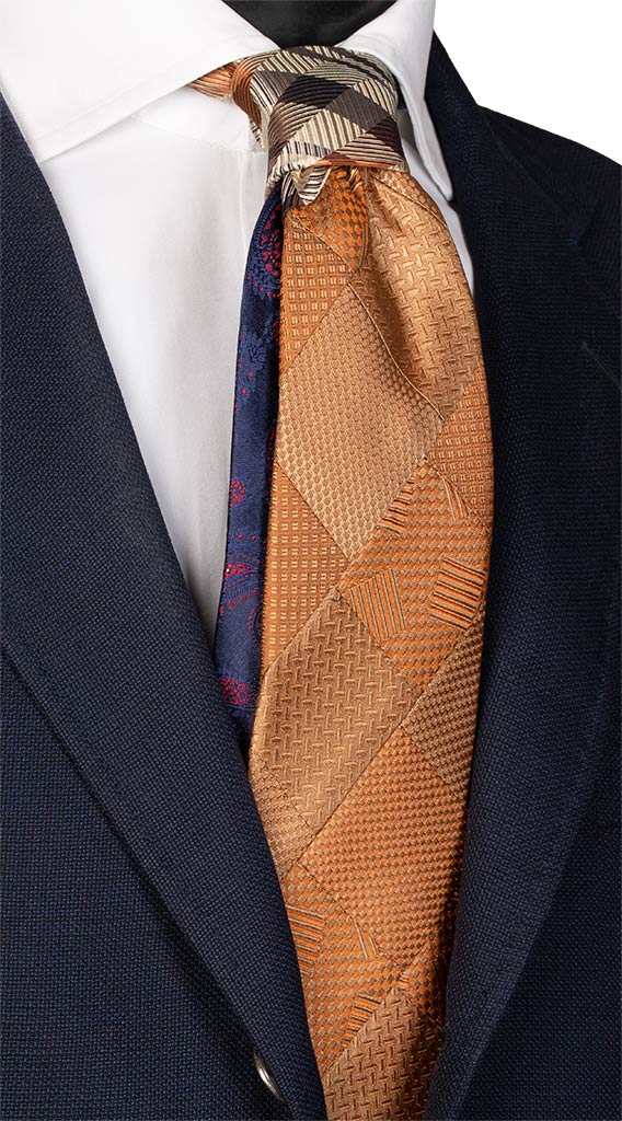 Cravatta Mosaico Color Cammello Cangiante Patchwork di Seta Tono su Tono Made in Italy Graffeo Cravatte