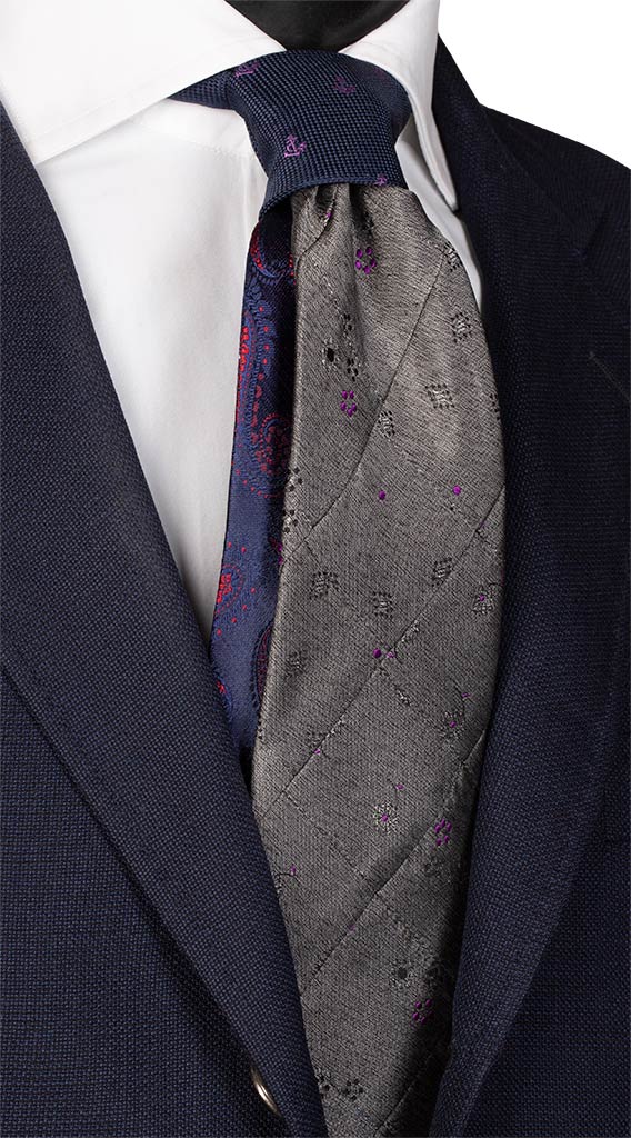 Cravatta Mosaico Grigia Patchwork di Seta Viola Blu Made in Italy Graffeo Cravatte
