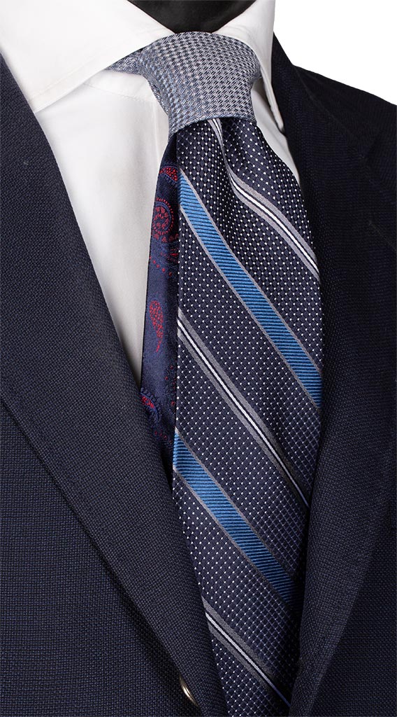Cravatta Regimental Blu Azzurra Bianco Nodo in Contrasto Grigio Made in Italy Graffeo Cravatte
