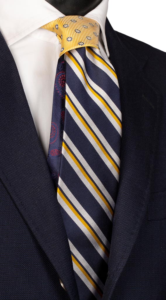Cravatta Regimental Blu Grigia Gialla Nodo in Contrasto Giallo a Fiori Blu Made in Italy Graffeo Cravatte