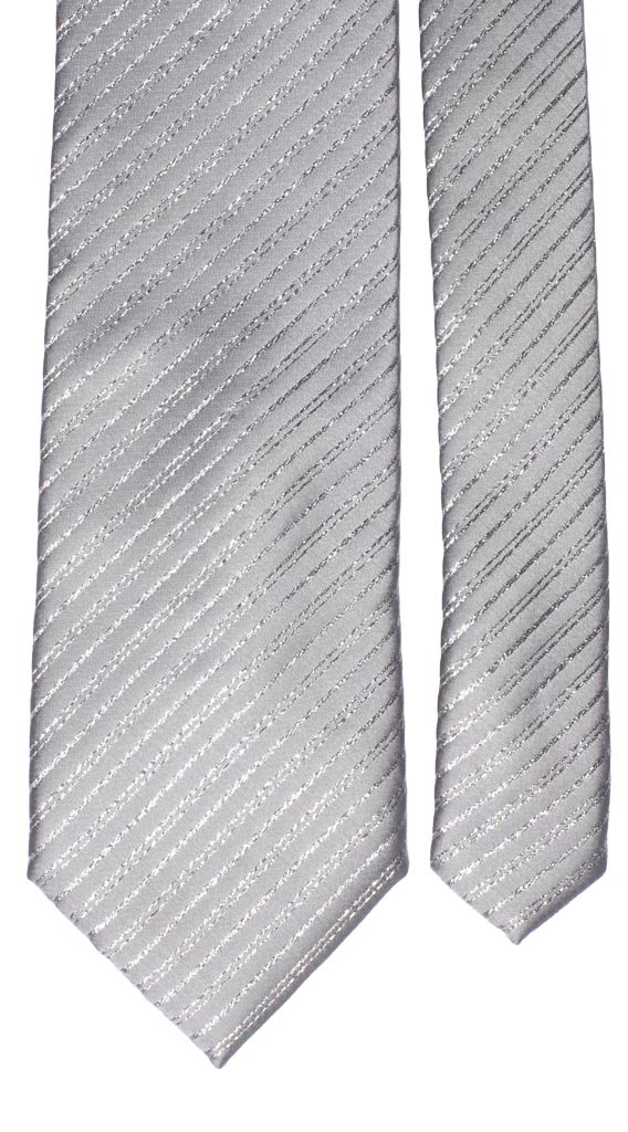 Lorenzo Cana Cravatta Uomo In Pura Seta 100% – Lusso E Business – Grigio Argento A Righe Sottili – Modello 84187