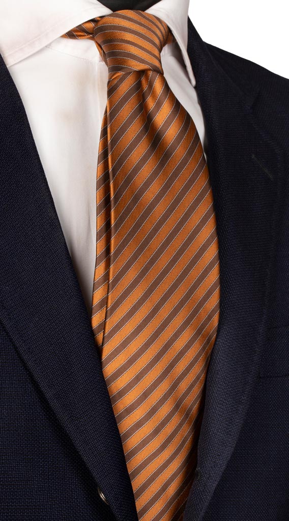 Cravatta Regimental di Seta Marrone color Cammello Bianca Made in Italy Graffeo Cravatte