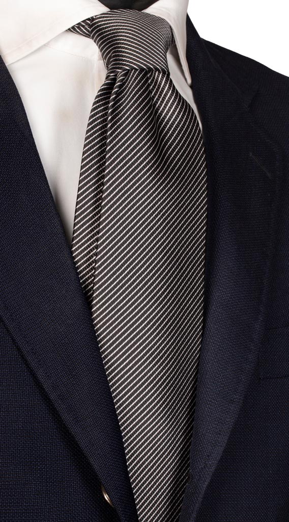 Cravatta Regimental di Seta Nera Bianca Grigia Made in Italy graffeo Cravatte