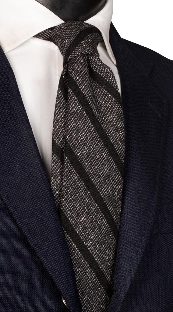 Cravatta Regimental in Lana Seta effetto Tweed Grigia Nera Made in Italy Graffeo Cravatte