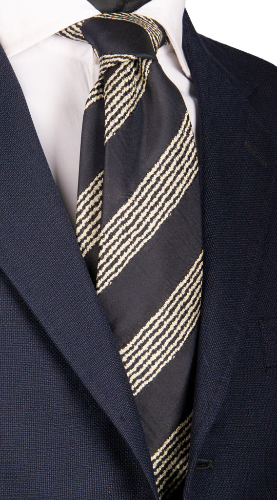 Cravatta Sette Pieghe Regimental di Seta Blu Notte Righe color Corda Made in Italy Graffeo Cravatte