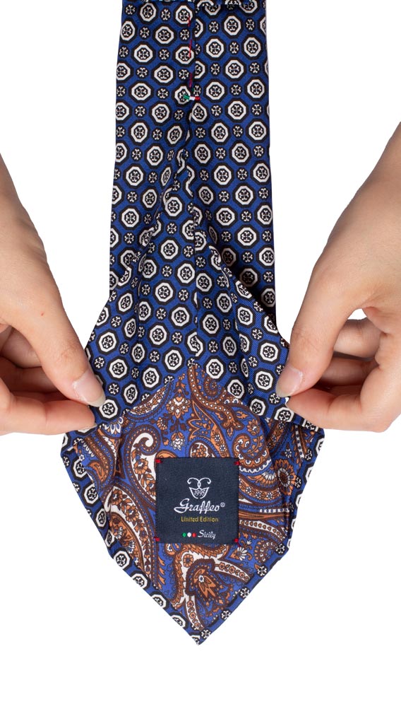 Cravatta Sette Pieghe Stampa di Seta Bluette Fantasia Bianca Blu Made in Italy Graffeo Cravatte Pala