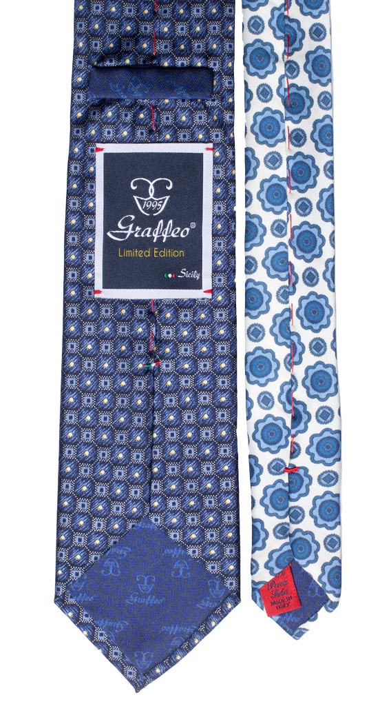 Cravatta Stampa Bluette Fantasia Celeste Gialla Nodo in Contrasto Blu Made in Italy Graffeo Cravatte Pala