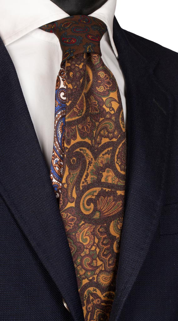 Cravatta Stampa Color Ottone Paisley Multicolor Nodo in Contrasto Marrone Made in Italy Graffeo Cravatte