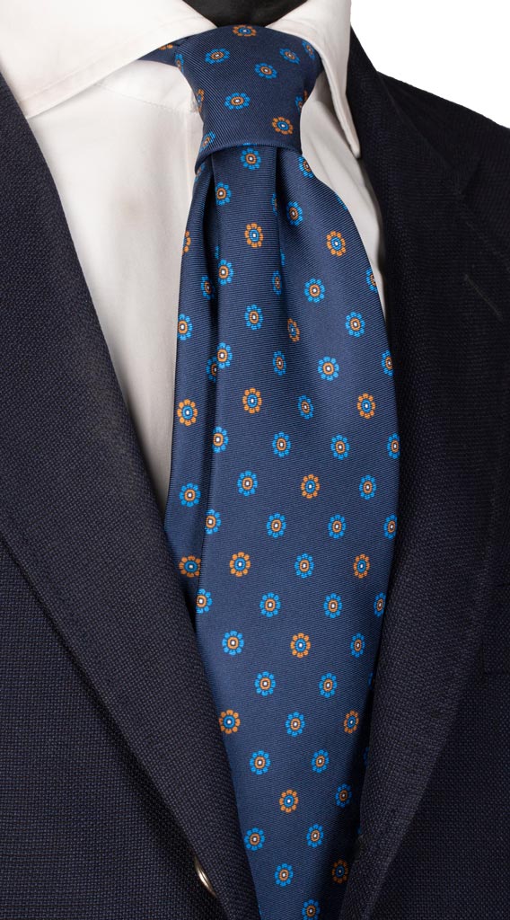 Cravatta Stampa di Seta Blu Navy a Fiori Azzurri Arancioni Made in Italy Graffeo Cravatte