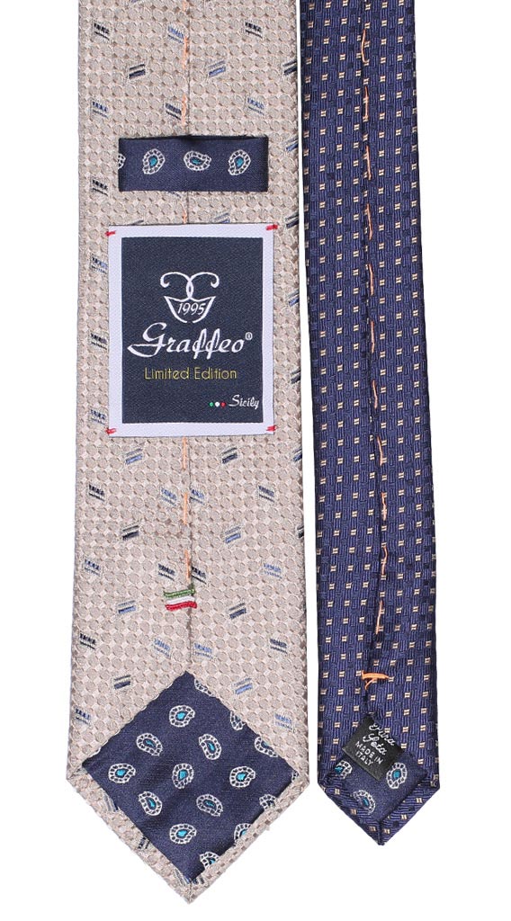 Cravatta Tortora Fantasia Blu Nodo in Contrasto Blu Paisley Marrone Bianco Made in italy Graffeo Cravatte Pala