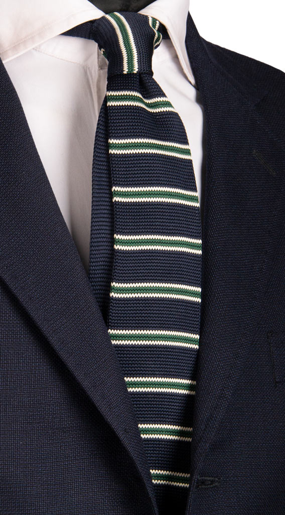 Cravatta Tricot in Maglia di Seta Blu Righe Verdi Bianche Made in Italy Graffeo Cravatte