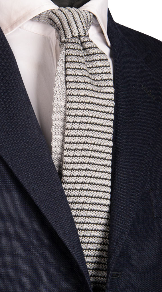 Cravatta Tricot in Maglia di Seta Grigia Riga Nera Made in Italy Graffeo Cravatte