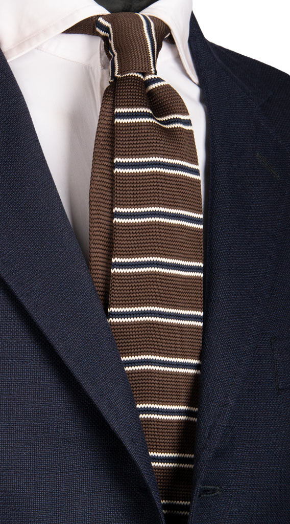Cravatta Tricot in Maglia di Seta Marrone Righe Blu Bianche Made in Italy Graffeo Cravatte