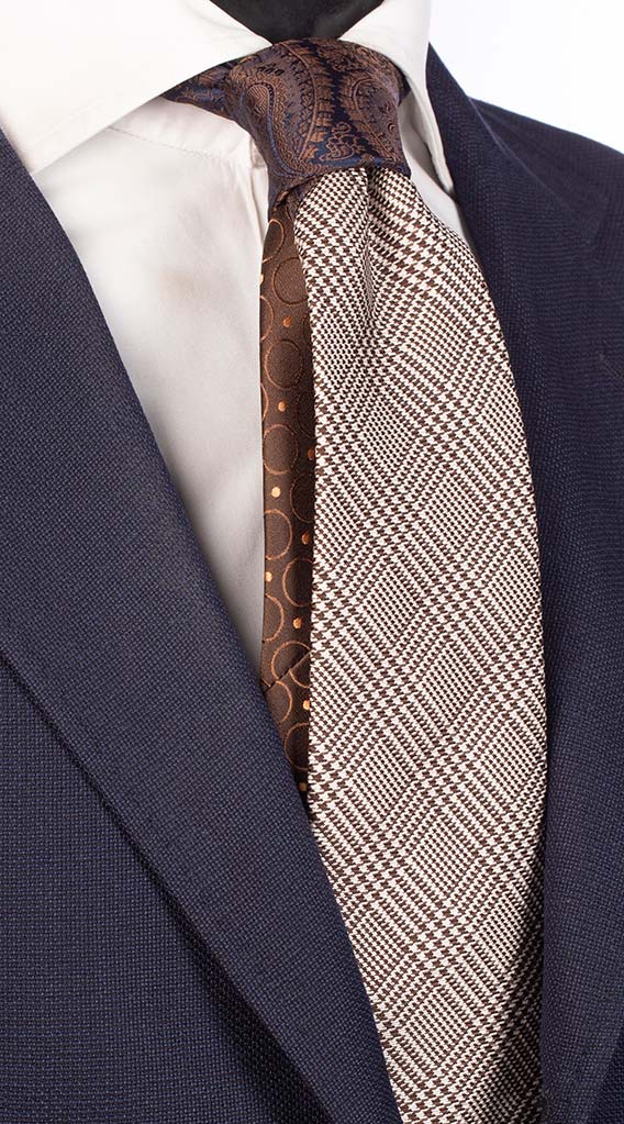 Cravatta Uomo Beige Marrone Principe di Galles Nodo In Contrasto Blu Paisley Marroni Made in italy Graffeo Cravatte